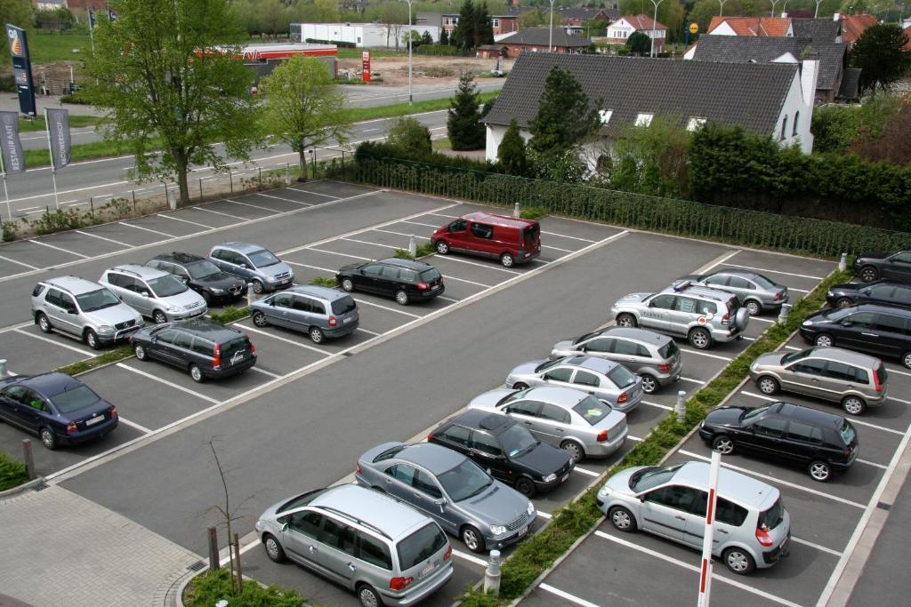 Biznis Hotel Lokeren Dış mekan fotoğraf